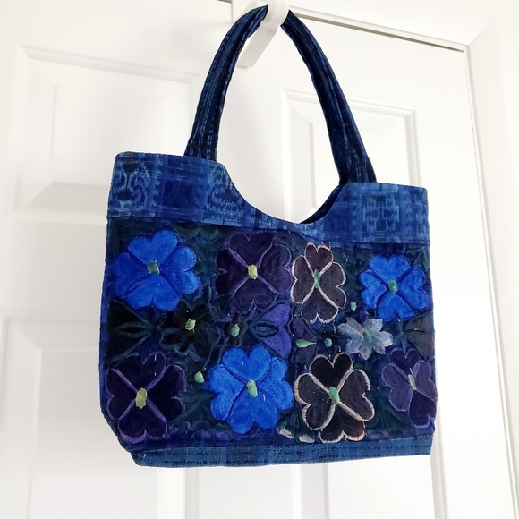 Ethnic Flowers Boho Hobo Embroidered Bag - Picture 11 of 11